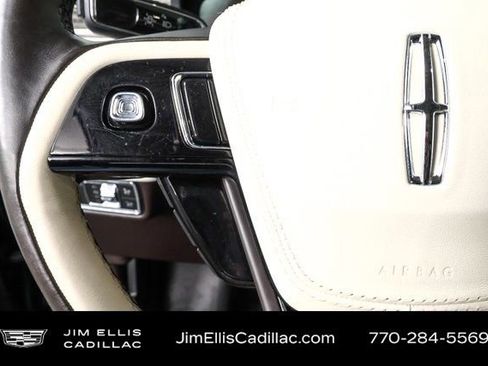 Used 2020 Lincoln Aviator Black Label Grand Touring w/ Class IV Trailer Tow Package image 11
