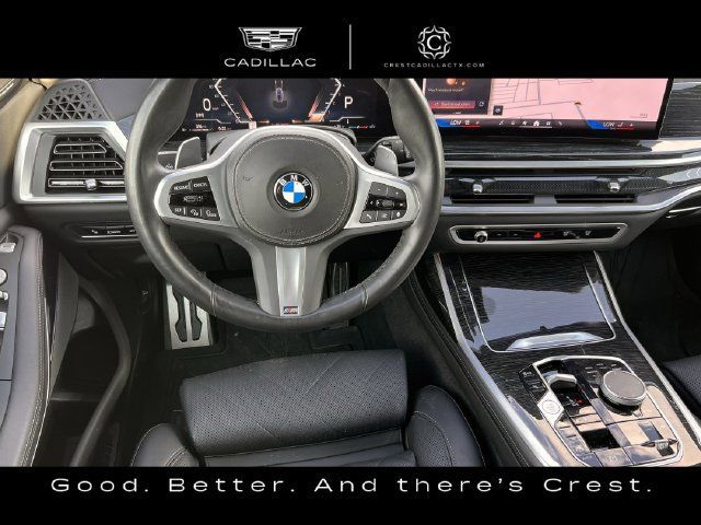 Used 2024 BMW X7 xDrive40i w/ M Sport Package AWD/4WD image 11