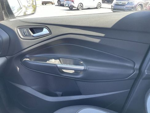 Used 2019 Ford Escape SE image 20