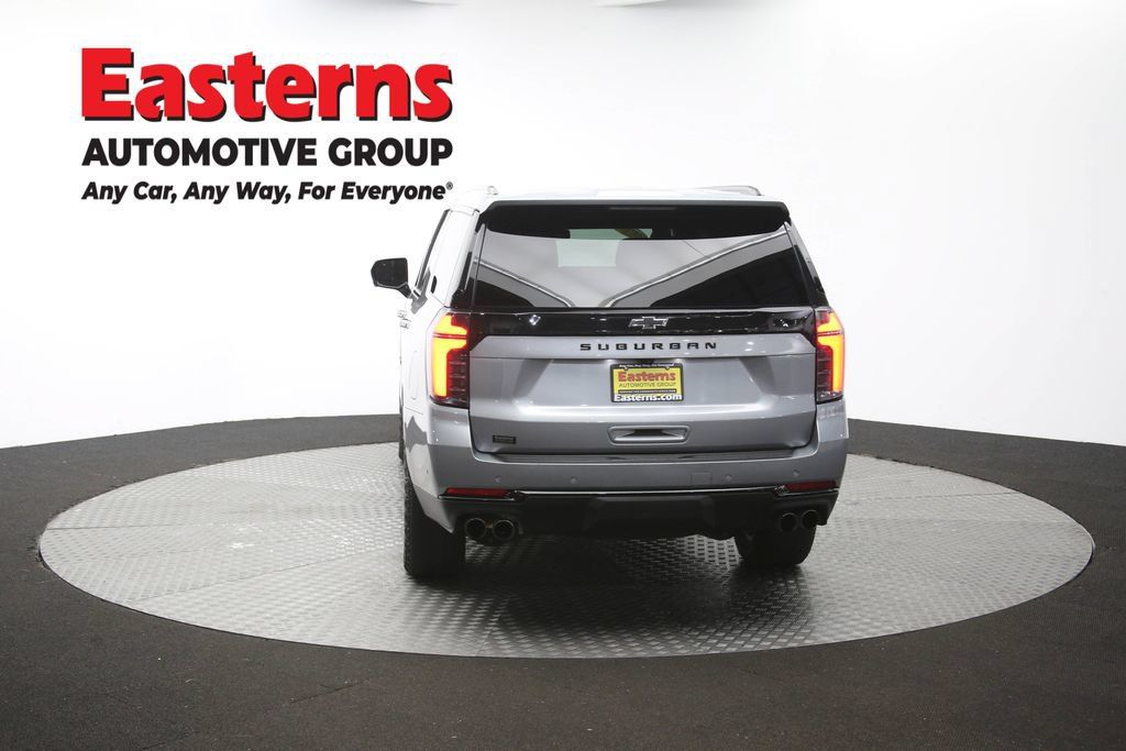 Used 2025 Chevrolet Suburban Z71 AWD/4WD image 41