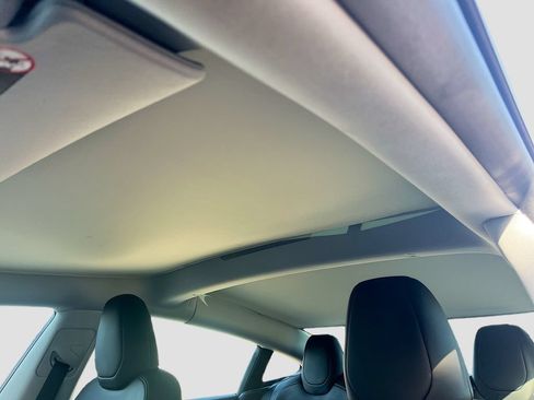 Used 2025 Tesla Model 3 Long Range RWD image 22