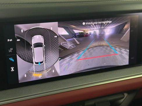 New 2026 Porsche Cayenne image 32