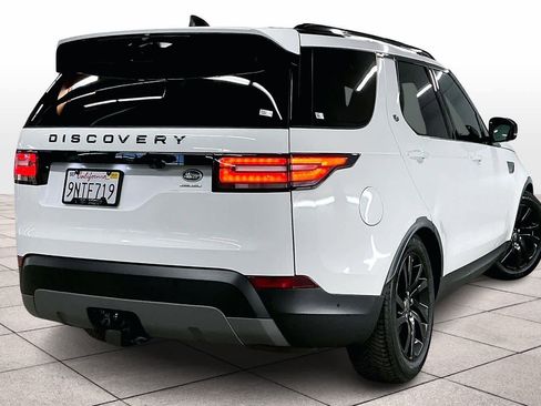 Used 2019 Land Rover Discovery HSE image 15