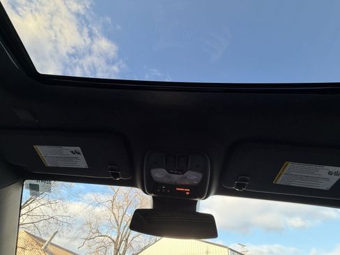 New 2026 GMC Canyon Elevation w/ Convenience Package image 26