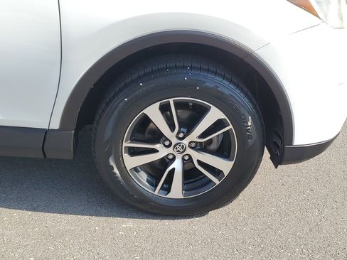 Certified 2017 Toyota RAV4 XLE image 6