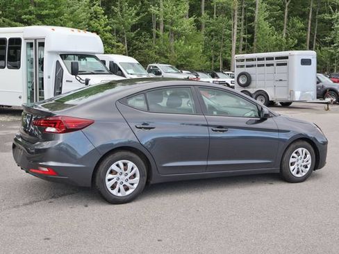 Used 2020 Hyundai Elantra SE w/ Cargo Package (C1) FWD image 8
