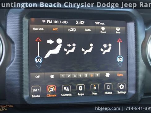 Used 2023 Jeep Wrangler Unlimited Rubicon 4xe image 36