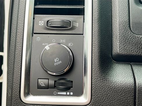 Used 2022 RAM 1500 Classic Warlock w/ Trailer Tow Group image 10