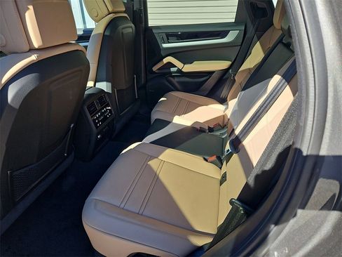New 2026 Porsche Cayenne Coupe image 28