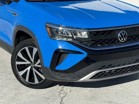 Used 2022 Volkswagen Taos SE image 6