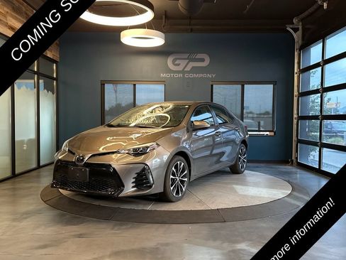 Used 2017 Toyota Corolla XSE w/ Carpet Mat Package (TMS) FWD image 7
