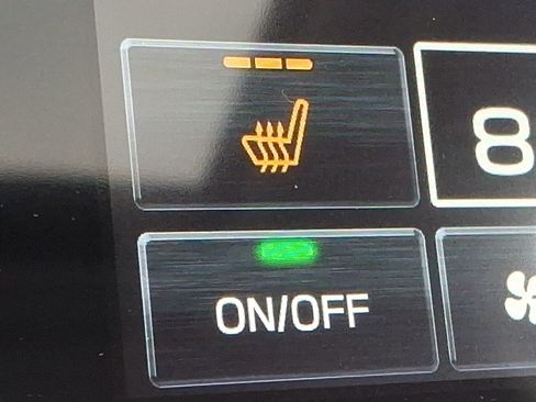 Certified 2025 Subaru Legacy Limited image 25