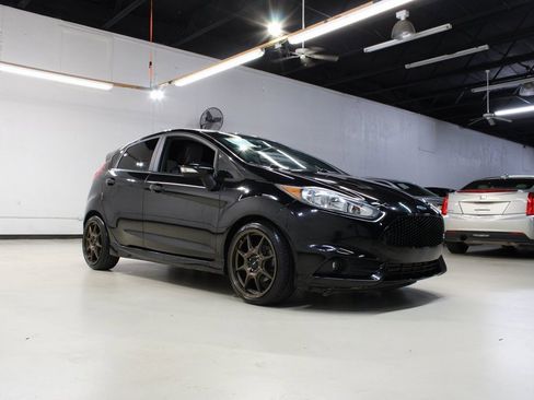 Used 2017 Ford Fiesta ST w/ ST Recaro Package image 2