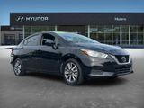 Used 2020 Nissan Versa SV image 2