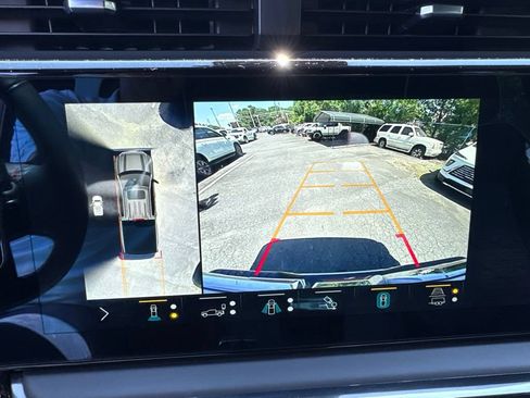 Used 2022 GMC Sierra 1500 AT4X AWD/4WD image 12