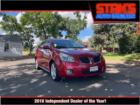 Used 2010 Pontiac Vibe w/ Preferred Package image 1