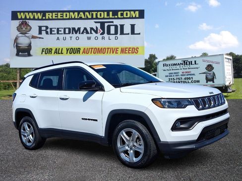 Certified 2023 Jeep Compass Latitude w/ Convenience Group AWD/4WD image 1