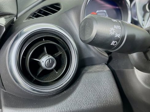 Used 2022 MAZDA MX-5 Miata Grand Touring RWD image 12