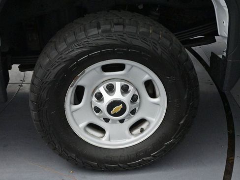 Used 2021 Chevrolet Silverado 2500 W/T w/ WT Convenience Package AWD/4WD image 30