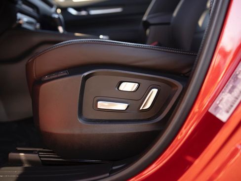 Used 2025 MAZDA CX-5 Signature image 13