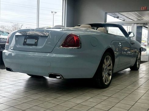 Used 2016 Rolls-Royce Dawn image 6