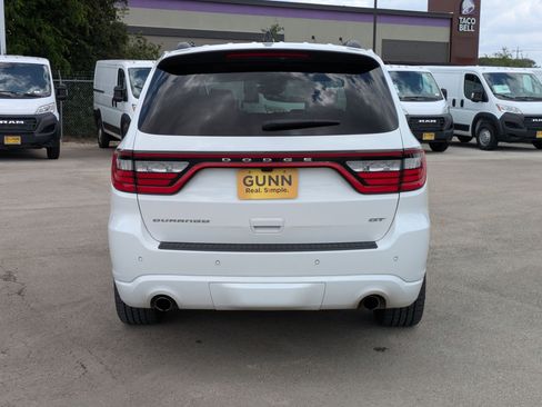 Used 2024 Dodge Durango GT image 4
