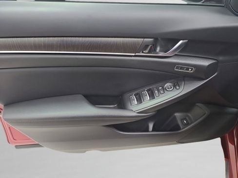 Used 2019 Honda Accord Touring image 23