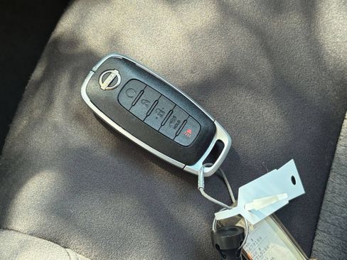 Used 2026 Nissan Altima 2.5 SV FWD image 22