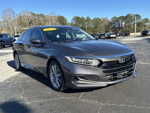 Used 2022 Honda Accord LX image 2