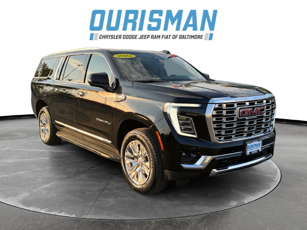 Used 2025 GMC Yukon XL Denali AWD/4WD image 1