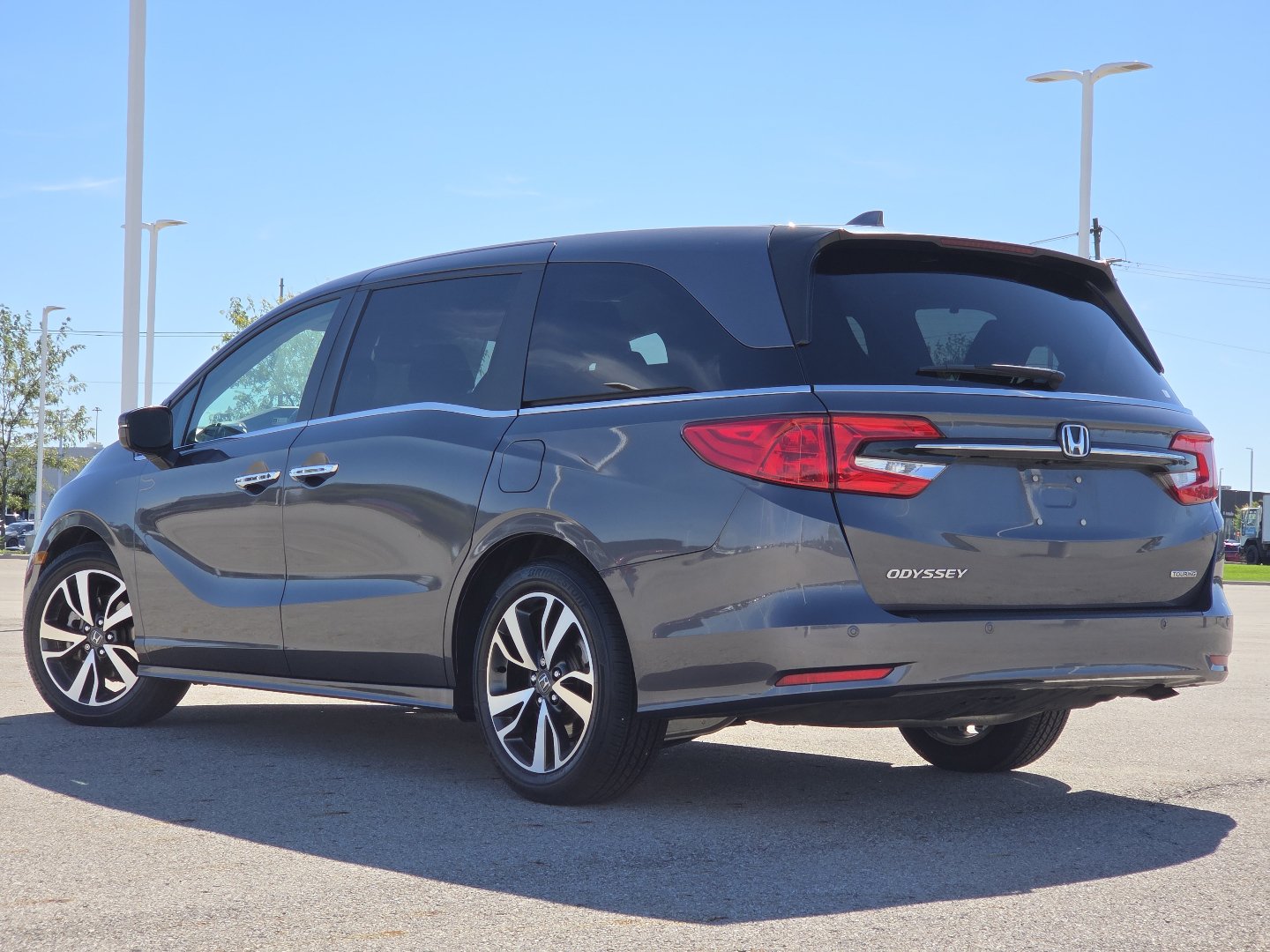 Used 2024 Honda Odyssey Touring image 16
