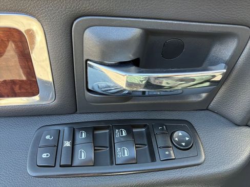 Used 2012 RAM 3500 Laramie w/ Cold Weather Group image 25