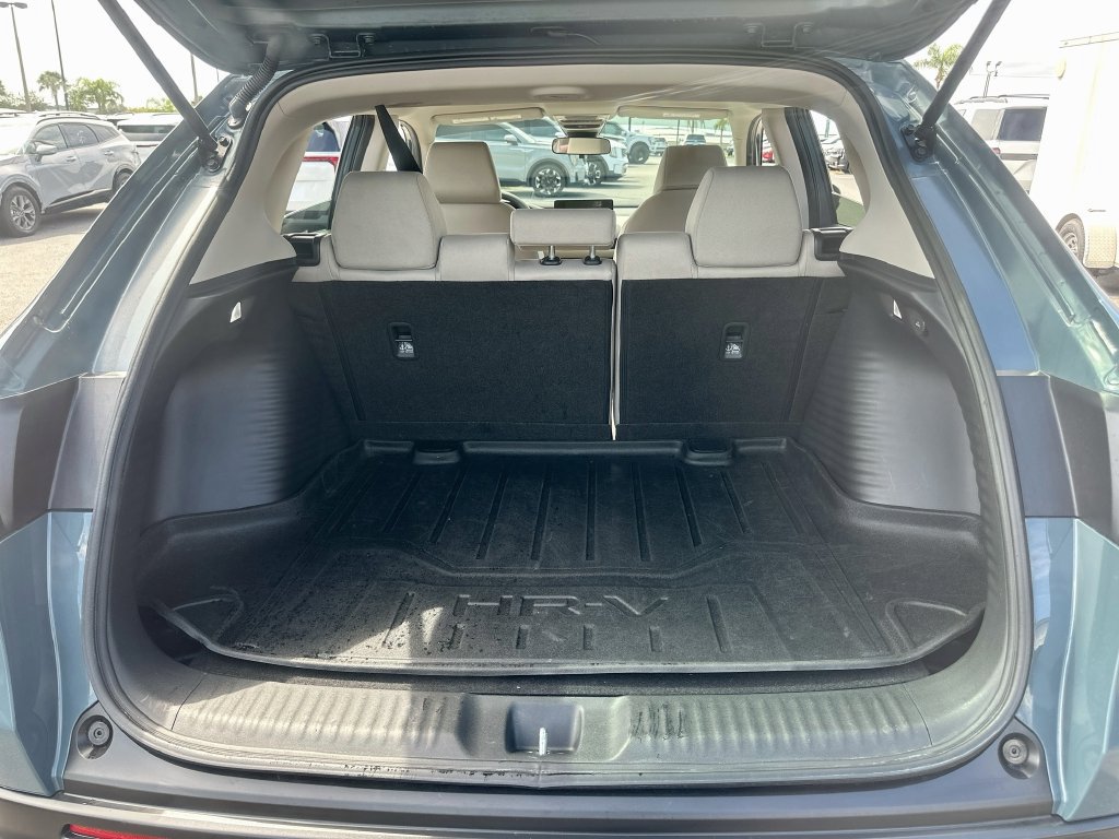 Used 2025 Honda HR-V LX image 23