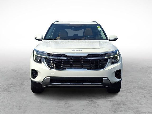 Used 2024 Kia Seltos EX AWD/4WD image 2