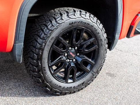 Used 2022 GMC Sierra 1500 Elevation w/ X31 Off-Road Package image 6