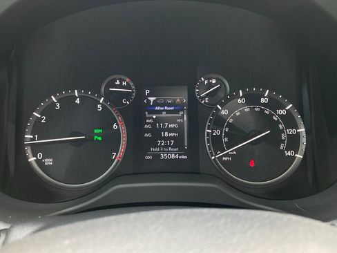 Used 2023 Lexus GX 460 Premium image 18