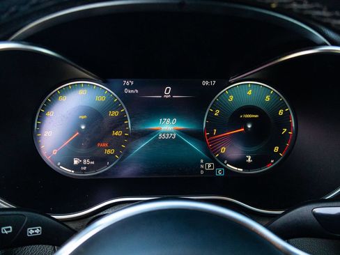 Used 2020 Mercedes-Benz GLC 300 image 41