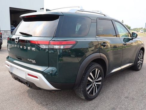 Used 2023 Nissan Pathfinder Platinum AWD/4WD image 3