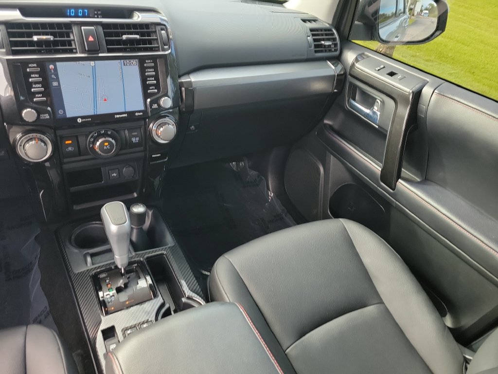 Used 2023 Toyota 4Runner TRD Off-Road Premium w/ Moonroof Package AWD/4WD image 28
