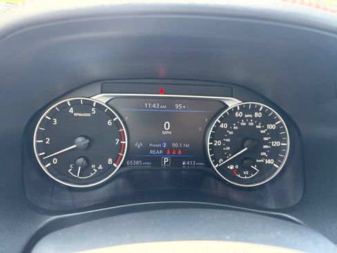 Used 2024 Nissan Altima 2.5 SR FWD image 18