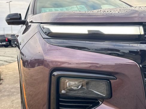 New 2026 Chevrolet Traverse RS w/ LPO, Floor Liner Package image 13