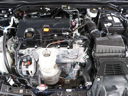 Used 2023 Honda Civic Sport image 28