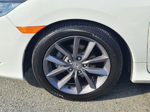 Used 2019 Honda Civic EX image 26