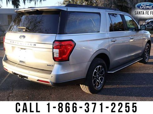 Used 2022 Ford Expedition Max XLT image 4