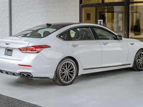 Used 2018 Genesis G80 3.3T Sport image 9