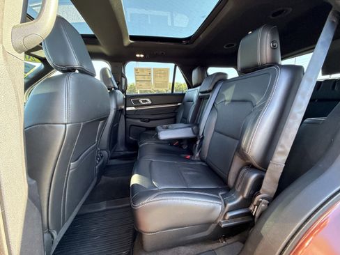 Certified 2018 Ford Explorer Limited w/ Equipment Group 301A image 24