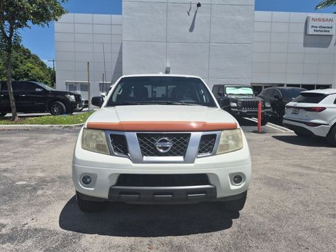 Used 2015 Nissan Frontier Desert Runner RWD image 2