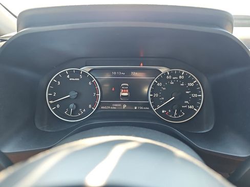 Used 2024 Nissan Rogue S FWD image 19