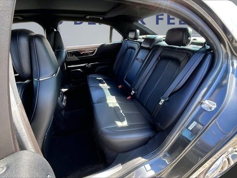 Used 2018 Lincoln Continental Reserve w/ Continental Climate Package image 22