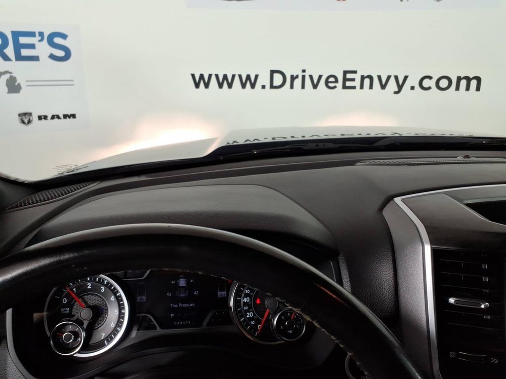 Used 2022 RAM 1500 Big Horn AWD/4WD image 25